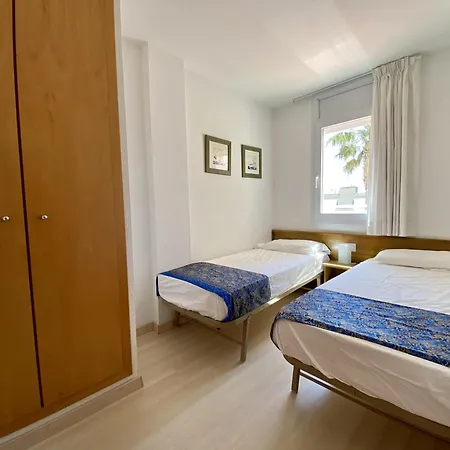 Apartament Vista Mar - Con Piscina Ii *